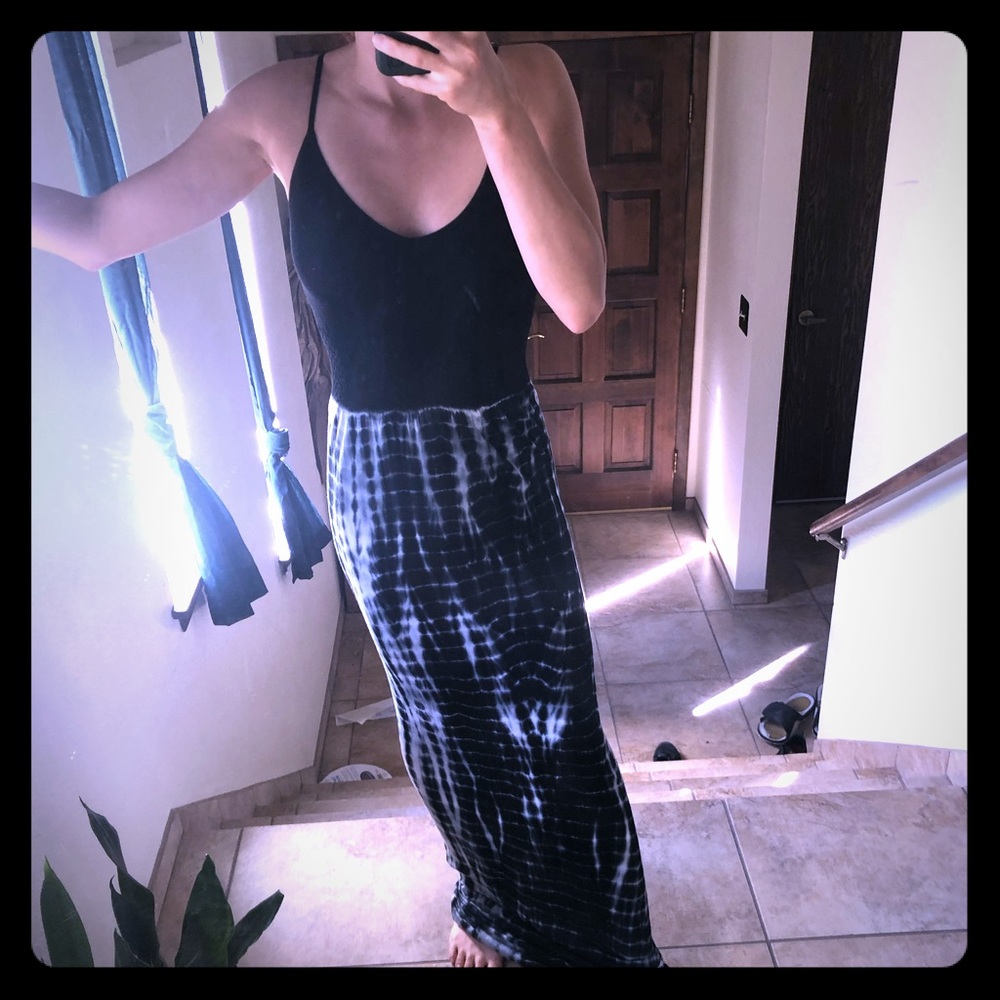 S/M Proof! Black/White Print Maxi 🖤👗